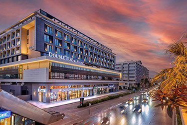 turuncu dental clinic lobby